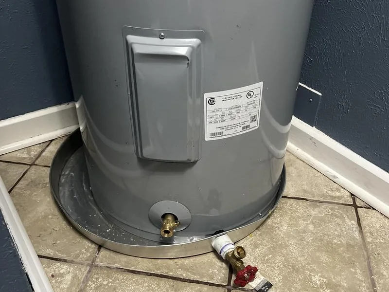 Instalación de Bandeja para Calentador en Highland, Highland, CA 92346